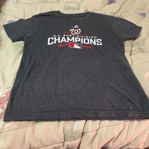 WASHINGTON NATIONALS LICENSED 2016 T-SHIRT